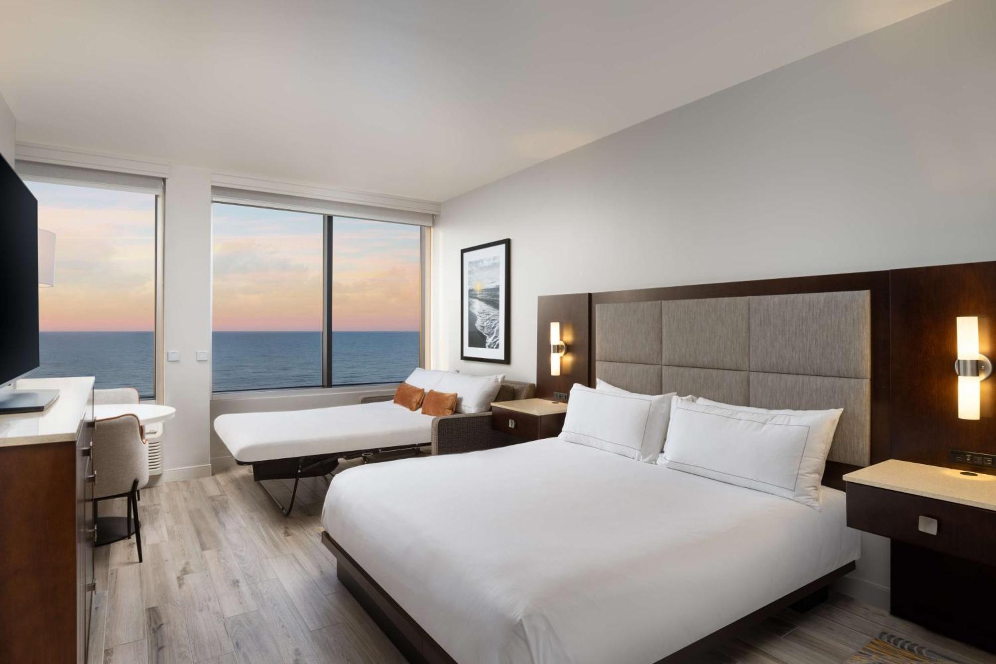 Hilton Island 4*
