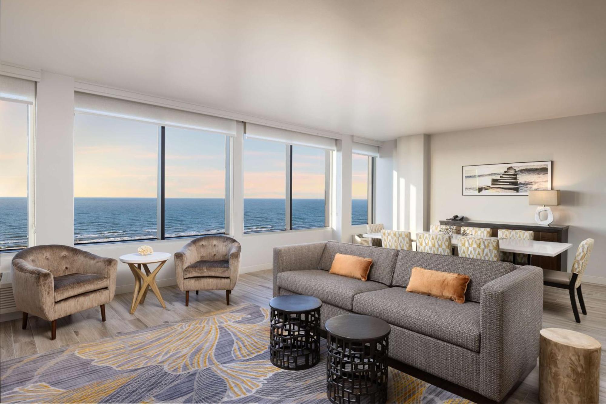 Hilton Island Resort 4*