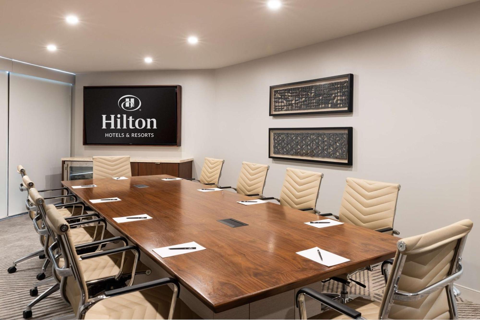 Hilton Island Resort 4*